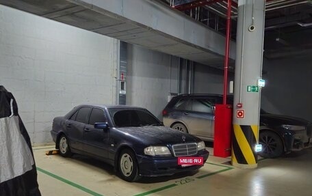 Mercedes-Benz C-Класс, 1998 год, 400 000 рублей, 3 фотография