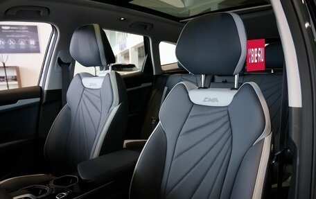 Geely Atlas, 2025 год, 3 760 000 рублей, 23 фотография