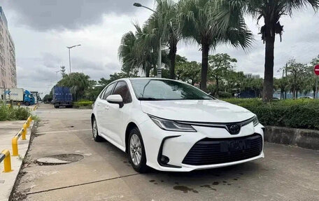 Toyota Corolla, 2022 год, 1 300 000 рублей, 3 фотография