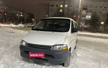 Toyota HiAce, 1999 год, 295 500 рублей, 1 фотография