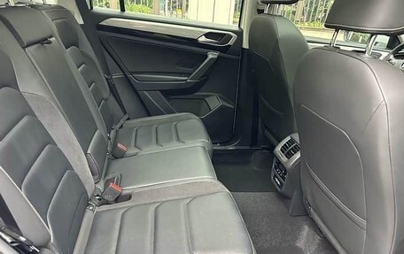 Volkswagen Taos, 2020 год, 1 950 000 рублей, 10 фотография