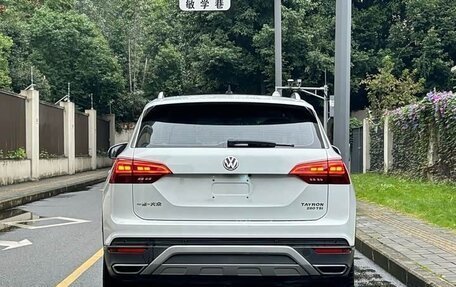 Volkswagen Taos, 2020 год, 1 950 000 рублей, 5 фотография