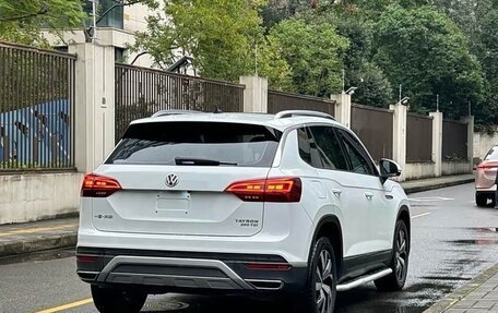 Volkswagen Taos, 2020 год, 1 950 000 рублей, 6 фотография