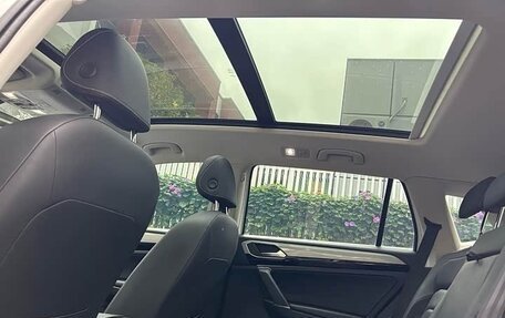 Volkswagen Taos, 2020 год, 1 950 000 рублей, 16 фотография