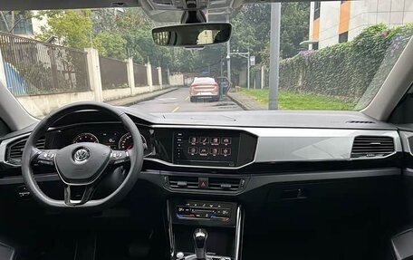 Volkswagen Taos, 2020 год, 1 950 000 рублей, 22 фотография