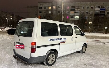 Toyota HiAce, 1999 год, 295 500 рублей, 3 фотография