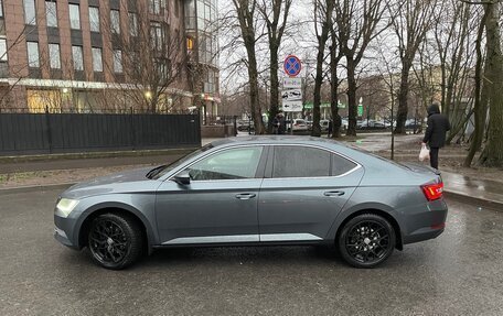Skoda Superb III рестайлинг, 2017 год, 1 850 000 рублей, 6 фотография