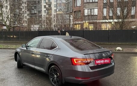 Skoda Superb III рестайлинг, 2017 год, 1 850 000 рублей, 5 фотография