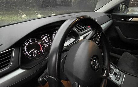 Skoda Superb III рестайлинг, 2017 год, 1 850 000 рублей, 17 фотография