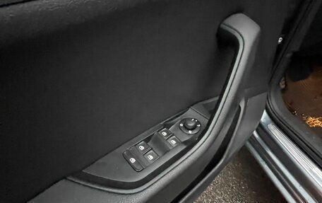 Skoda Superb III рестайлинг, 2017 год, 1 850 000 рублей, 14 фотография