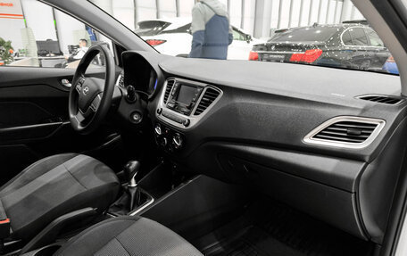 Hyundai Solaris II рестайлинг, 2022 год, 1 450 000 рублей, 13 фотография