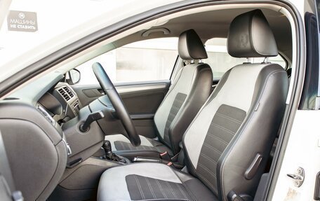 Volkswagen Jetta VI, 2015 год, 955 000 рублей, 11 фотография