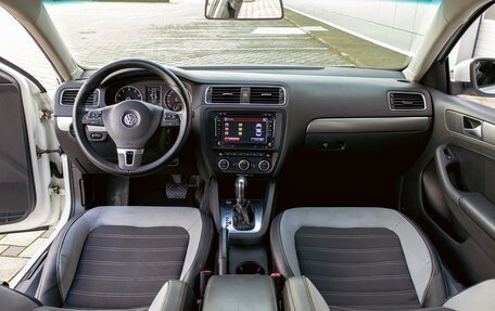 Volkswagen Jetta VI, 2015 год, 955 000 рублей, 16 фотография