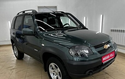 Chevrolet Niva I рестайлинг, 2017 год, 798 000 рублей, 1 фотография