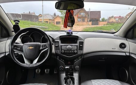 Chevrolet Cruze II, 2011 год, 630 000 рублей, 7 фотография