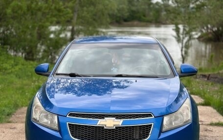 Chevrolet Cruze II, 2011 год, 630 000 рублей, 2 фотография