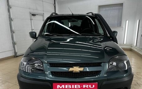 Chevrolet Niva I рестайлинг, 2017 год, 798 000 рублей, 8 фотография