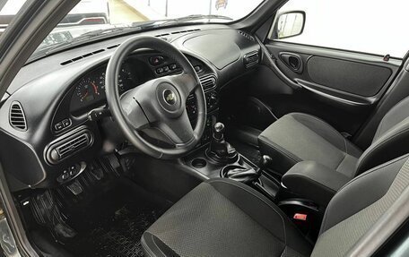 Chevrolet Niva I рестайлинг, 2017 год, 798 000 рублей, 18 фотография