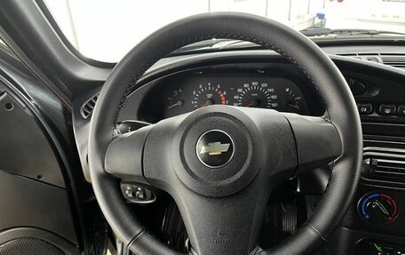 Chevrolet Niva I рестайлинг, 2017 год, 798 000 рублей, 17 фотография