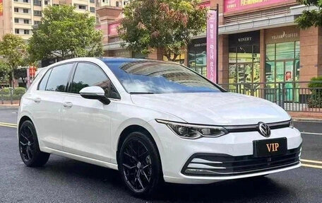 Volkswagen Golf VIII, 2022 год, 1 510 000 рублей, 3 фотография
