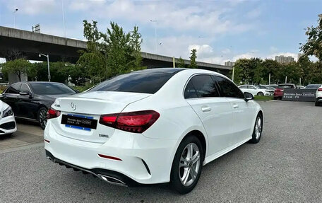 Mercedes-Benz A-Класс, 2023 год, 1 800 000 рублей, 6 фотография