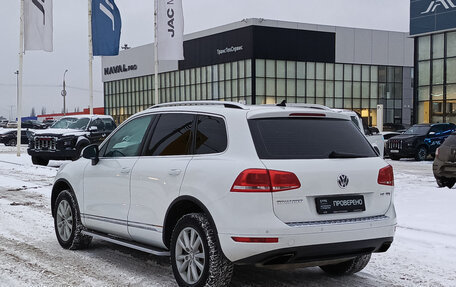 Volkswagen Touareg III, 2013 год, 1 880 000 рублей, 11 фотография