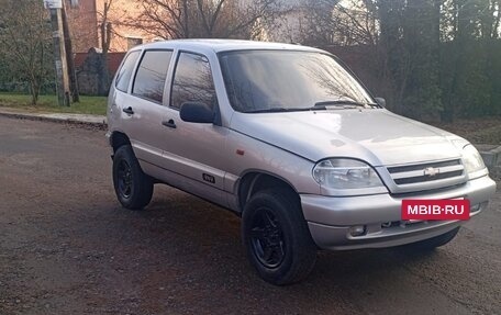 Chevrolet Niva I рестайлинг, 2006 год, 340 000 рублей, 2 фотография