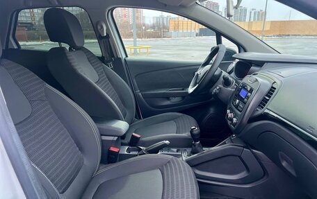 Renault Kaptur I рестайлинг, 2021 год, 1 997 000 рублей, 5 фотография