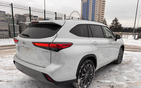 Toyota Highlander, 2025 год, 5 720 000 рублей, 4 фотография