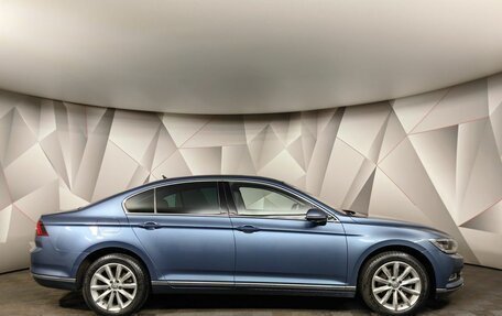 Volkswagen Passat B8 рестайлинг, 2018 год, 2 555 000 рублей, 6 фотография