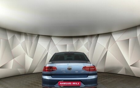 Volkswagen Passat B8 рестайлинг, 2018 год, 2 555 000 рублей, 8 фотография