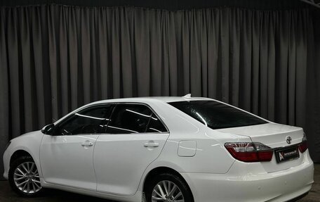 Toyota Camry, 2017 год, 1 499 999 рублей, 3 фотография