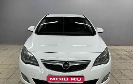 Opel Astra J, 2010 год, 550 000 рублей, 2 фотография