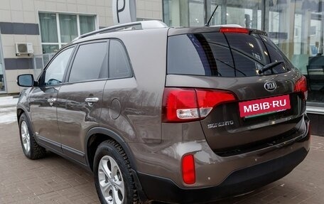 KIA Sorento II рестайлинг, 2015 год, 1 415 000 рублей, 3 фотография