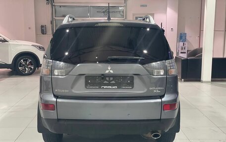 Mitsubishi Outlander III рестайлинг 3, 2008 год, 999 900 рублей, 6 фотография