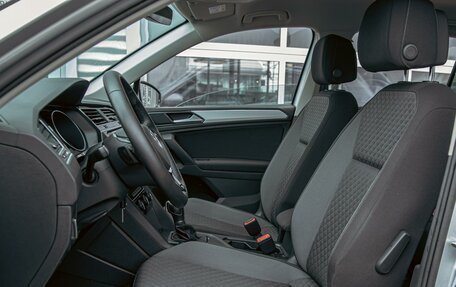 Volkswagen Tiguan II, 2019 год, 2 095 000 рублей, 11 фотография