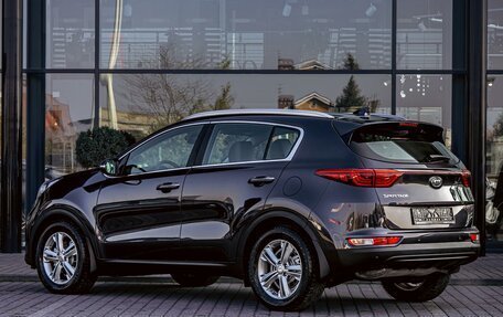 KIA Sportage IV рестайлинг, 2018 год, 1 895 000 рублей, 4 фотография