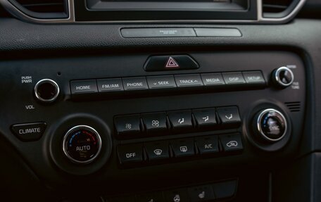 KIA Sportage IV рестайлинг, 2018 год, 1 895 000 рублей, 15 фотография