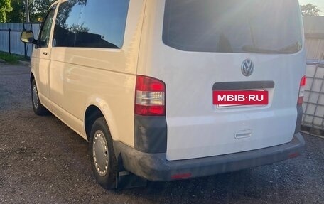 Volkswagen Transporter T5 рестайлинг, 2010 год, 1 390 000 рублей, 2 фотография