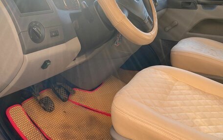 Volkswagen Transporter T5 рестайлинг, 2010 год, 1 390 000 рублей, 7 фотография