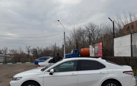 Toyota Camry, 2020 год, 2 700 000 рублей, 7 фотография