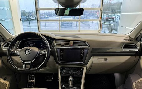 Volkswagen Tiguan II, 2019 год, 3 295 000 рублей, 10 фотография