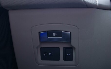 Land Rover Range Rover Velar I, 2018 год, 5 100 000 рублей, 21 фотография