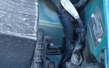 Nissan Serena II, 2000 год, 800 000 рублей, 8 фотография