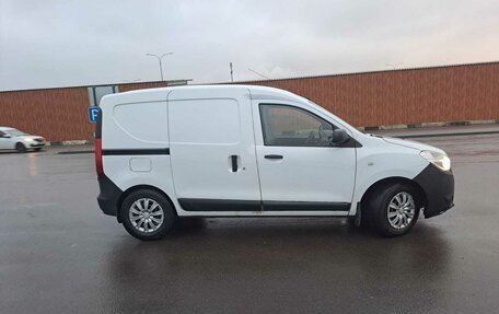 Renault Dokker, 2018 год, 950 000 рублей, 4 фотография