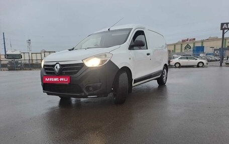 Renault Dokker, 2018 год, 950 000 рублей, 2 фотография
