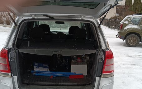 Opel Zafira B, 2008 год, 570 000 рублей, 9 фотография