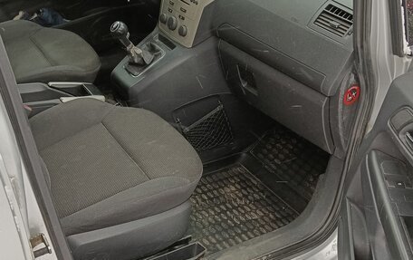 Opel Zafira B, 2008 год, 570 000 рублей, 13 фотография