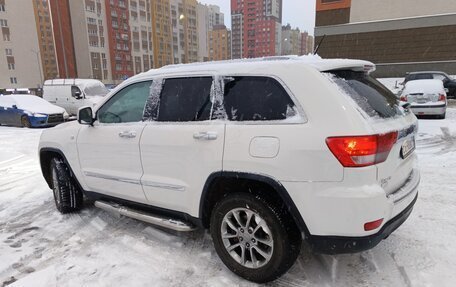 Jeep Grand Cherokee, 2011 год, 2 050 000 рублей, 26 фотография