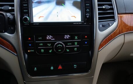 Jeep Grand Cherokee, 2011 год, 2 050 000 рублей, 21 фотография